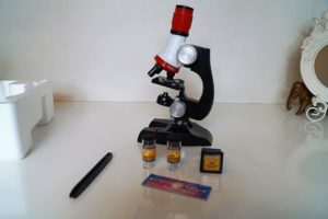 mikroskop edukacyjny dla dzieci