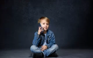 jaki ma wpływ telefon na dziecko?